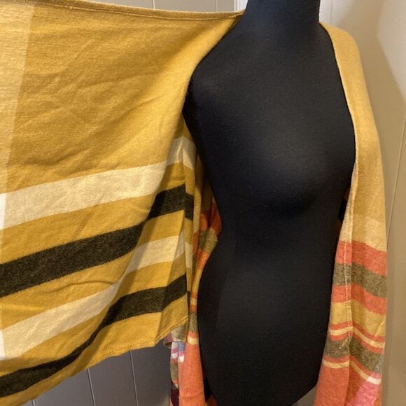 Woolrich Soft Justine Cozy Blanket Wrap One Size Tan/Red Poncho Shawl Cape - Picture 4 of 8